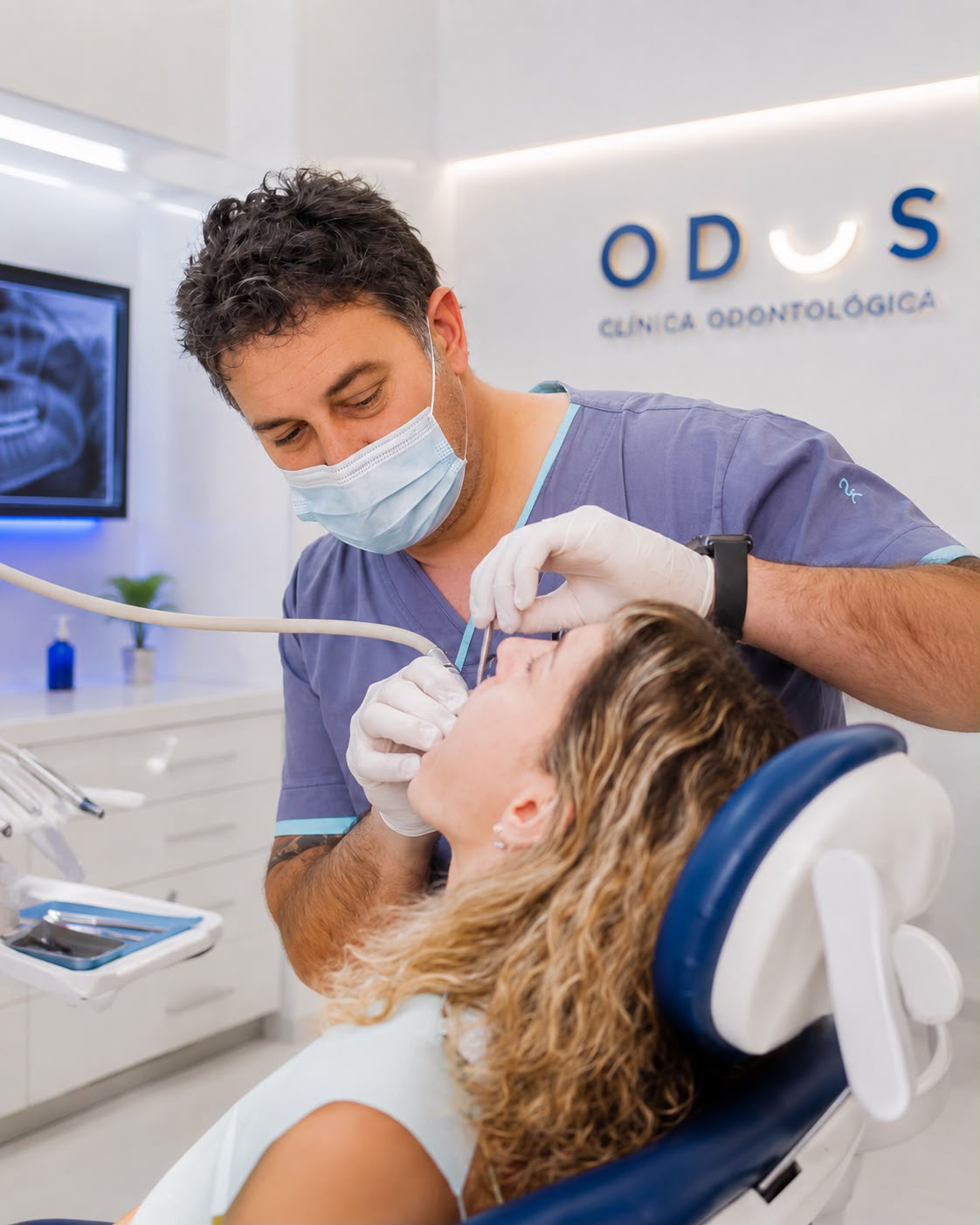Atención odontológica en consultorio ODUS