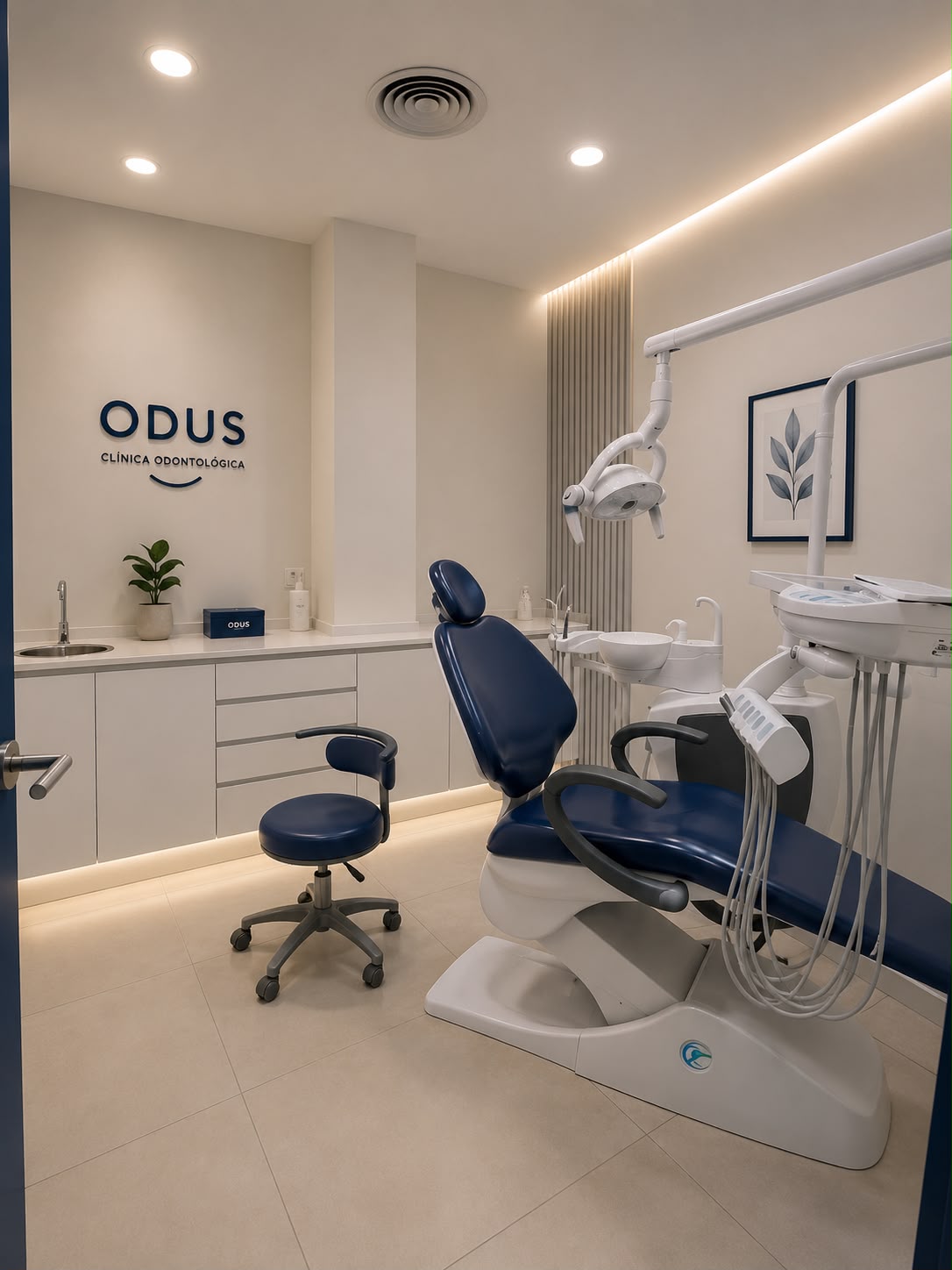 Consultorio moderno con equipamiento nuevo